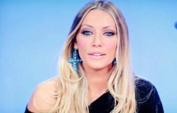 Grande Fratello Vip: Karina Cascella attacca Dayane