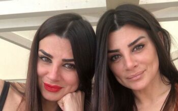 Elga e Serena Enardu e la torta con la svastica