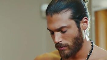 Daydreamer - Le ali del sogno, puntata 6 agosto: Can vuole confessare a Nihat e Mevkibe che ama la loro figlia