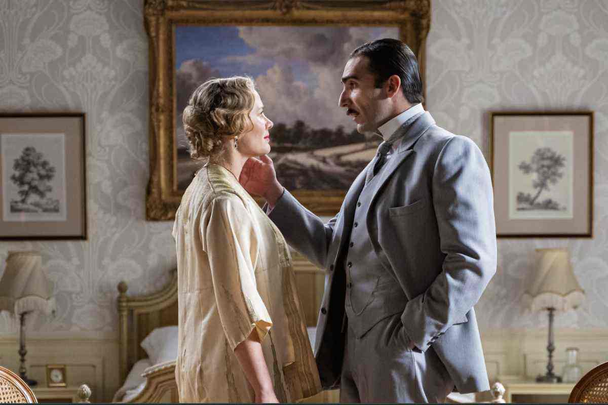 La promessa Nel frattempo, altri personaggi affrontano momenti di crisi e conflitto. Angela, convinta che la partenza di Curro sia legata a lei, medita di tornare in Svizzera