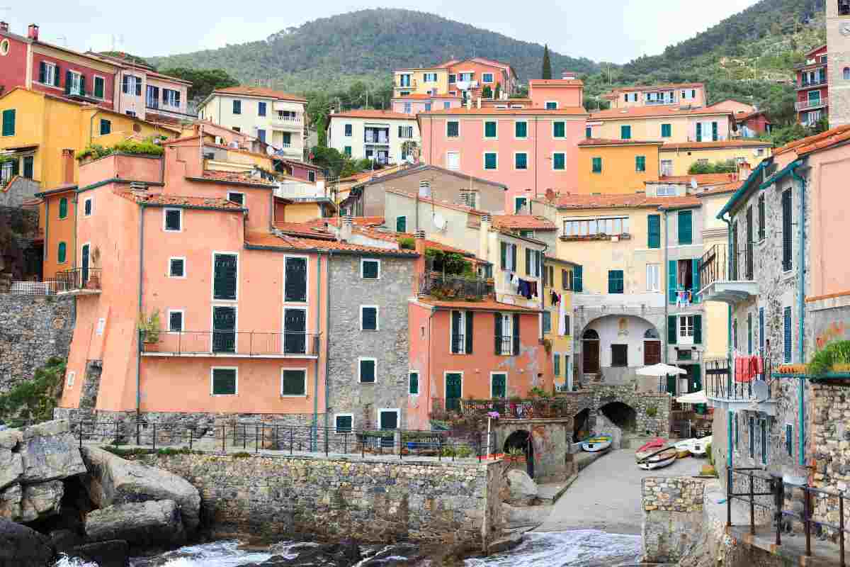 Borgo ligure che ti lascerà senza parole